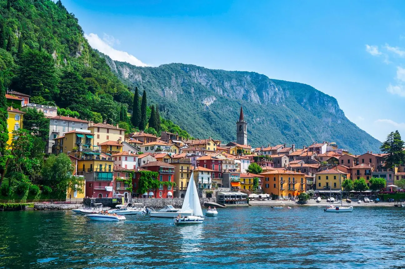 Lake Como, Lombardy Mediterranean Terrace Garden View
