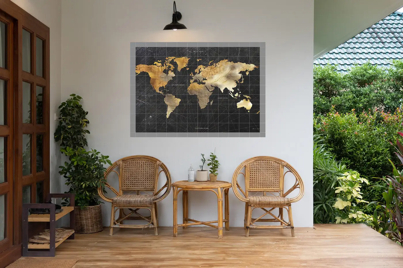 Golden World Map on Black, Photo 6